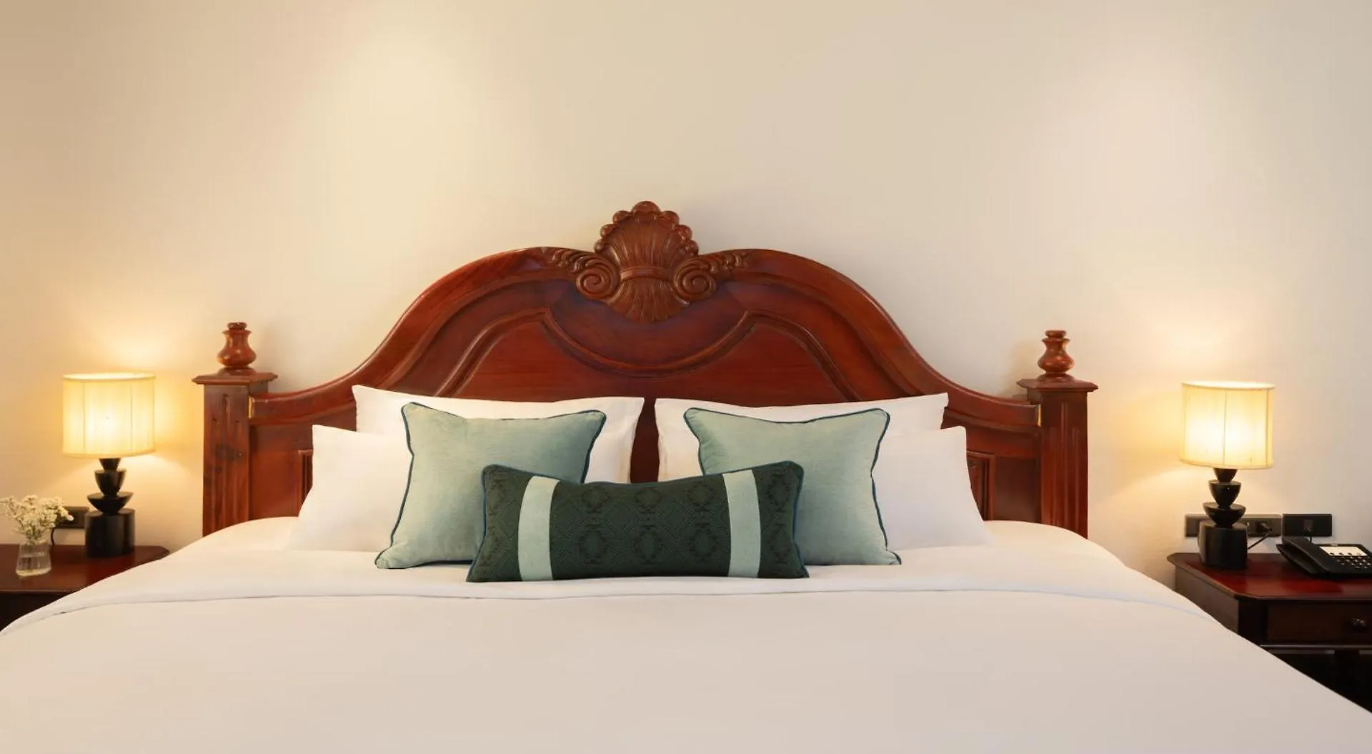 U Luang Prabang Hotel 5*,  Laos